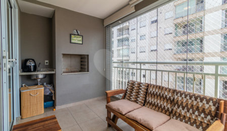 Apartamento à venda com 3 quartos, sendo 1 suíte,  em Campo Grande, São Paulo, SP