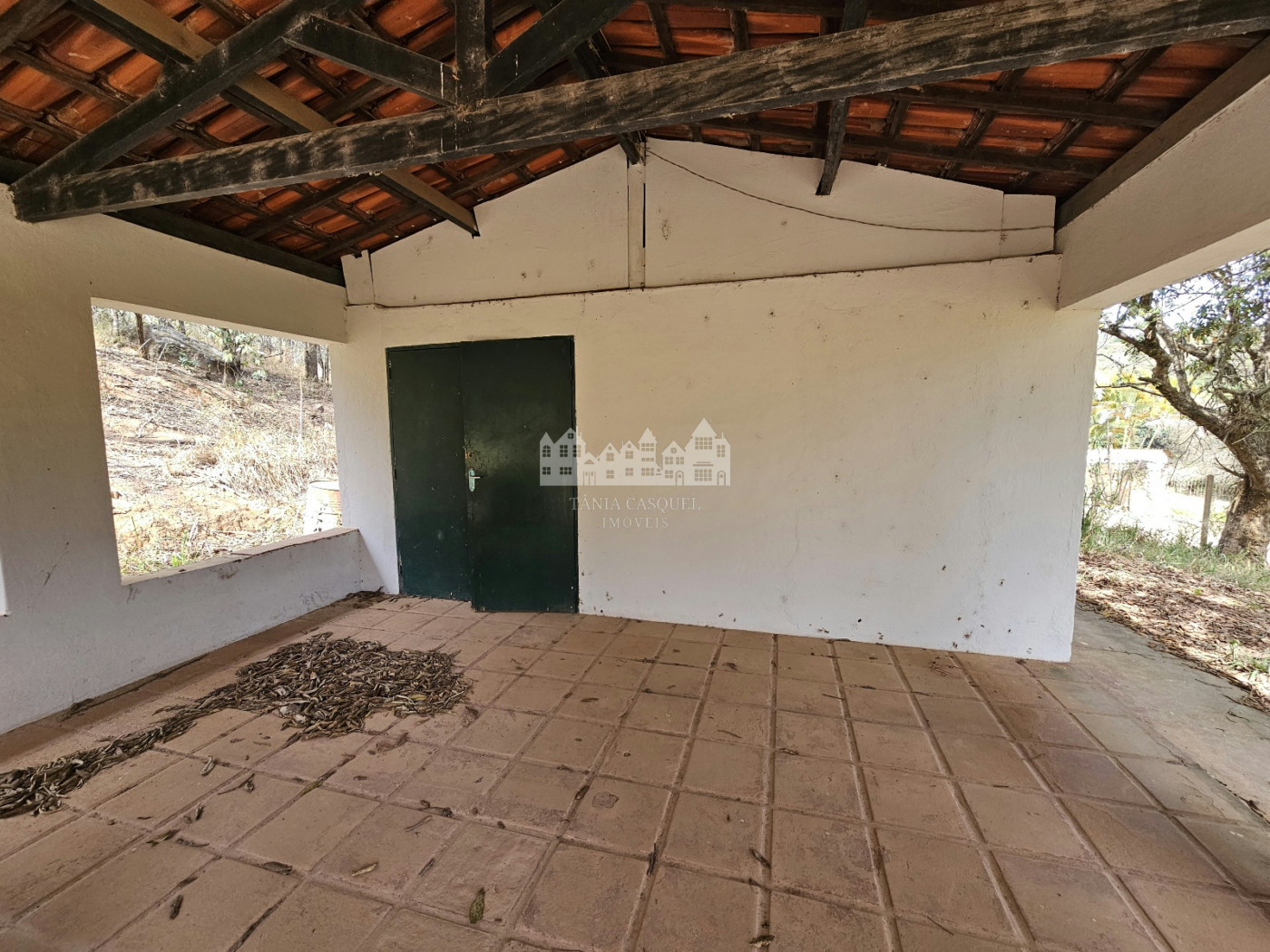 Chácara à venda com 2 quartos em Estância Santa Maria do Laranjal, Atibaia, SP