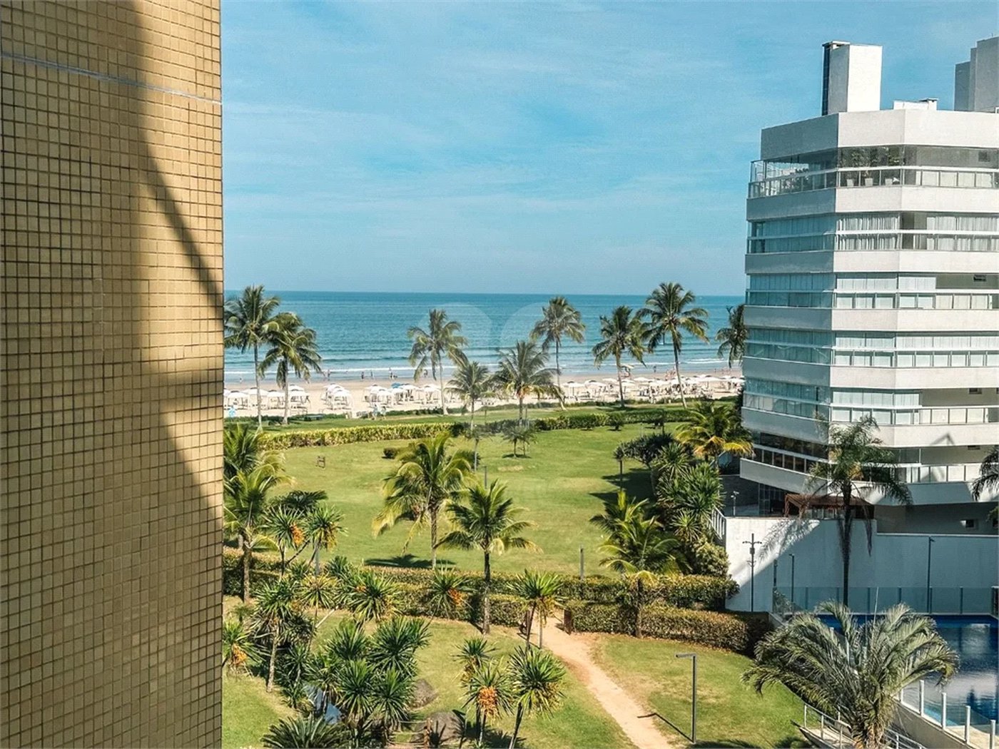 Apartamento à venda com 4 suítes em Riviera de São Lourenço, Bertioga, SP