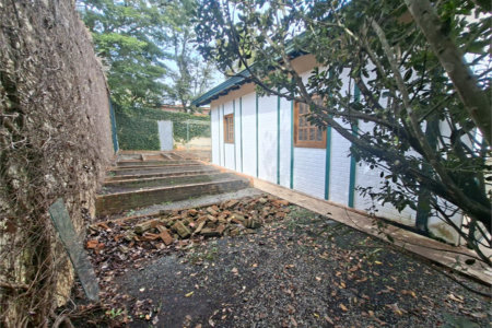 Casa à venda com 2 quartos no Centro, Alambari, SP