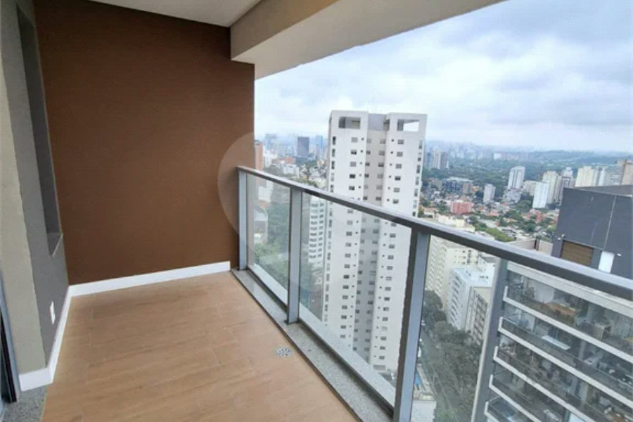 Apartamento à venda com 3 suítes em Vila Madalena, São Paulo, SP