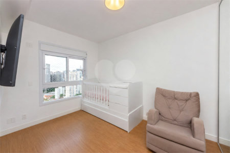 Apartamento à venda com 4 quartos, sendo 3 suítes, em Chácara Santo Antônio (zona Sul), São Paulo, SP