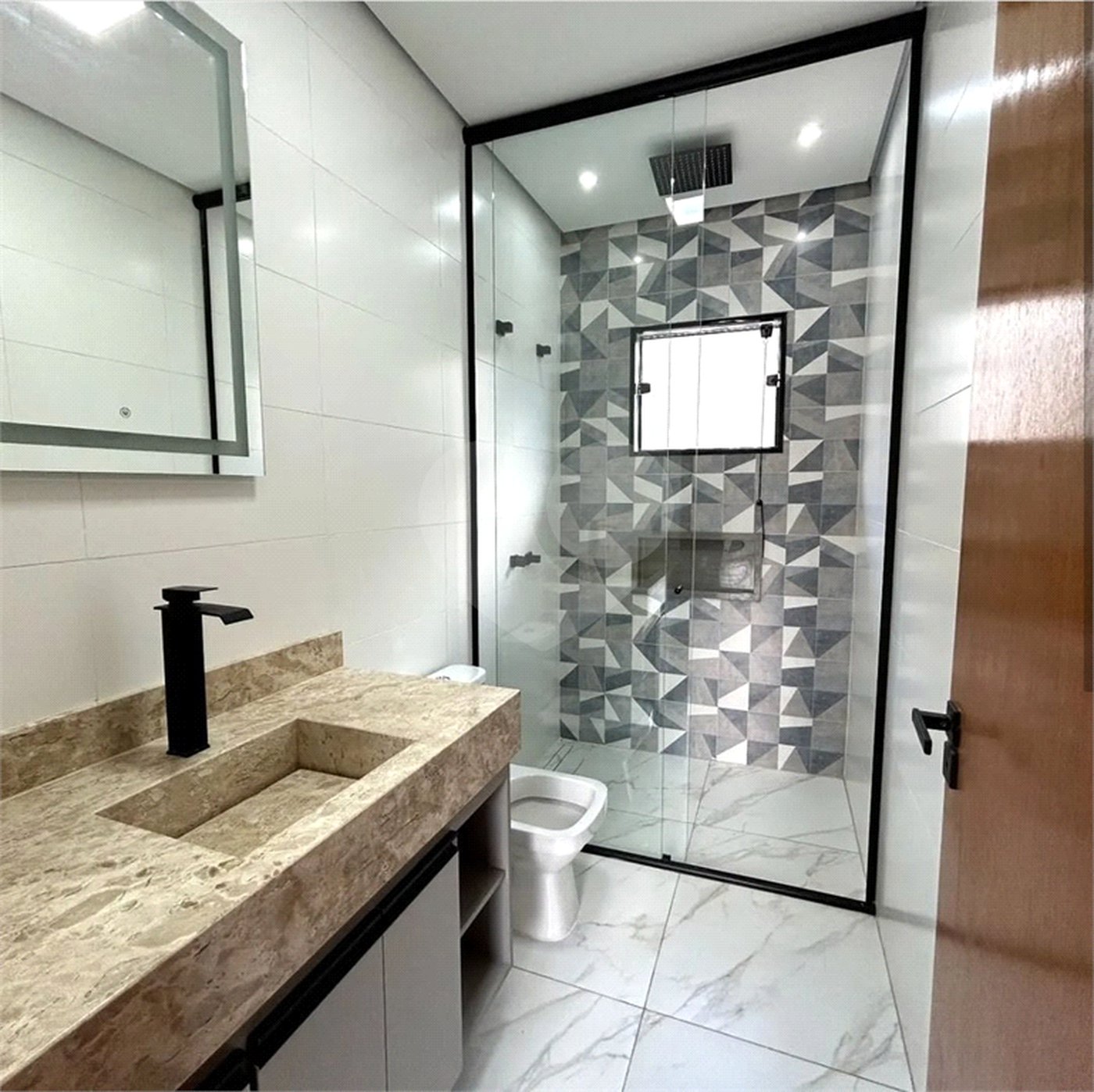 Casa à venda com 3 quartos, sendo 1 suíte, em Condominio Quintas da Boa Vista, Atibaia, SP