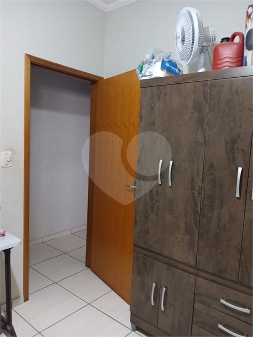 Casa à venda com 2 quartos em Jardim Klayton, Birigüi, SP
