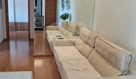 Apartamento à venda com 2 quartos, sendo 1 suíte,  no Centro, Mogi das Cruzes, SP