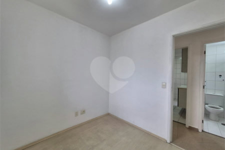 Apartamento para alugar com 2 quartos, sendo 1 suíte, em Lapa, São Paulo, SP