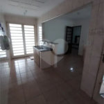 Casa à venda com 3 quartos, sendo 2 suítes,  em Conjunto Residencial Trinta e Um de Março, São José dos Campos, SP