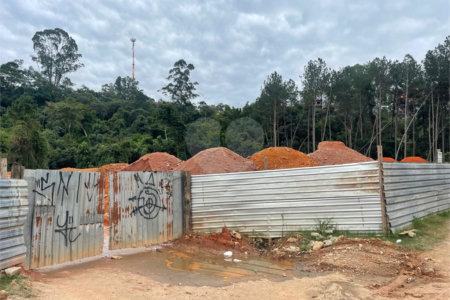 Terreno à venda em Jardim do Rio Cotia, Cotia, SP