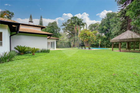 Casa à venda com 4 suítes em Alto da Boa Vista, São Paulo, SP