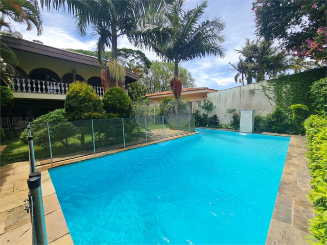 Casa à venda com 3 quartos, sendo 1 suíte,  em Interlagos, São Paulo, SP