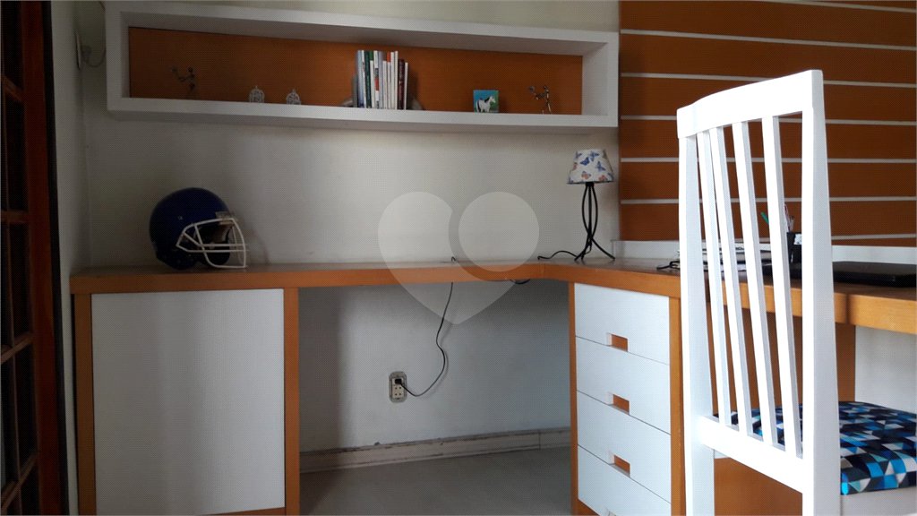Casa à venda com 3 quartos, sendo 2 suítes, no condomínio Itatitara, Rio de Janeiro - RJ