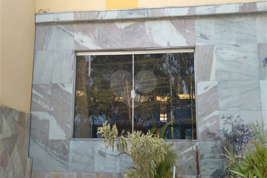 Sobrado à venda com 3 quartos, sendo 1 suíte, em Santa Teresinha, São Paulo, SP