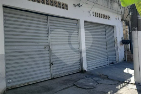 Sobrado à venda com 6 quartos, sendo 1 suíte,  em Vila Maria Alta, São Paulo, SP