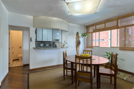 Apartamento à venda com 2 quartos em Alto da Boa Vista, São Paulo, SP