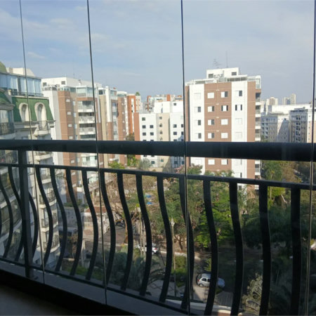 Cobertura à venda com 4 quartos, sendo 3 suítes,  em Cidade São Francisco, São Paulo, SP