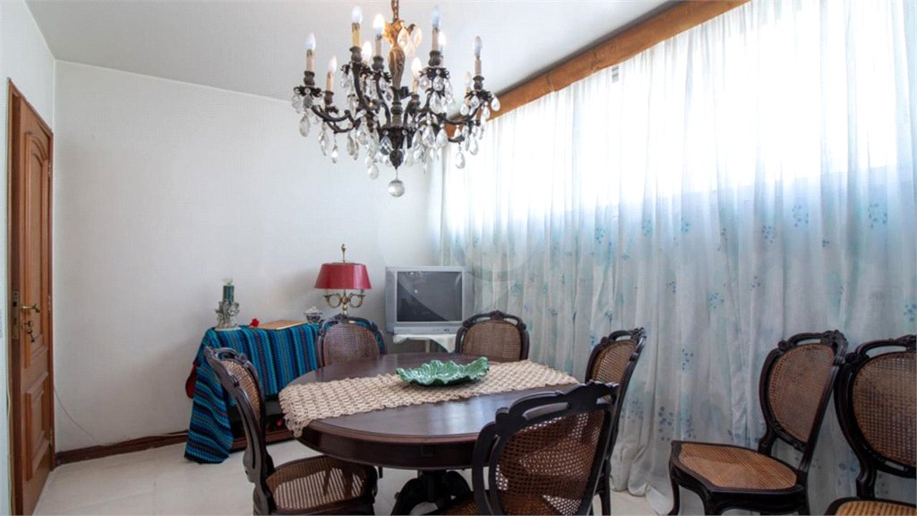Apartamento à venda com 4 suítes em Santa Cecília, São Paulo, SP