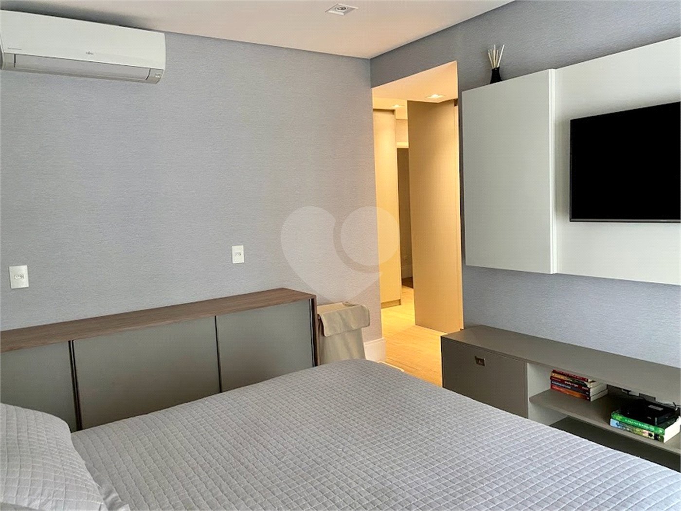 Apartamento à venda com 3 suítes em Vila Suzana, São Paulo, SP