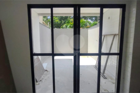 Sobrado à venda com 3 quartos, sendo 1 suíte, em Vila Granada, São Paulo, SP