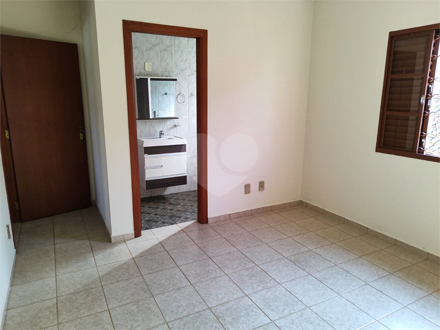 Casa à venda com 4 suítes em Jardim Paulista, Atibaia, SP