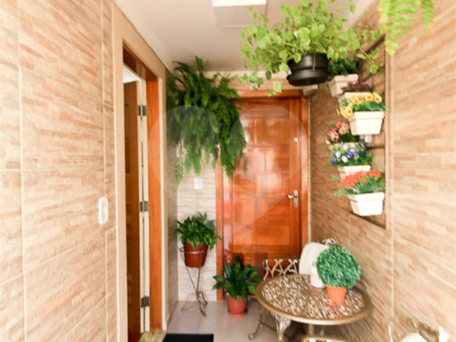 Casa à venda com 3 suítes em Vila Gustavo, São Paulo, SP