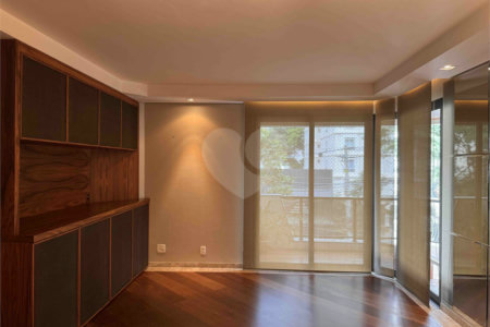 Apartamento à venda com 3 quartos, sendo 1 suíte, em Perdizes, São Paulo, SP