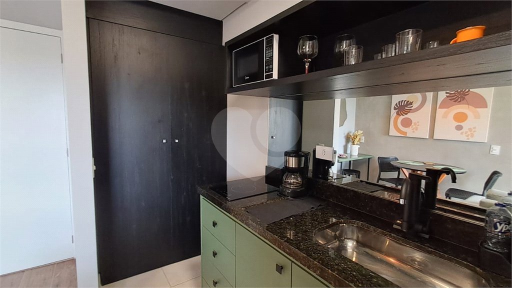 Apartamento à venda ou para alugar com 1 suíte em Vila Paulicéia, São Paulo, SP
