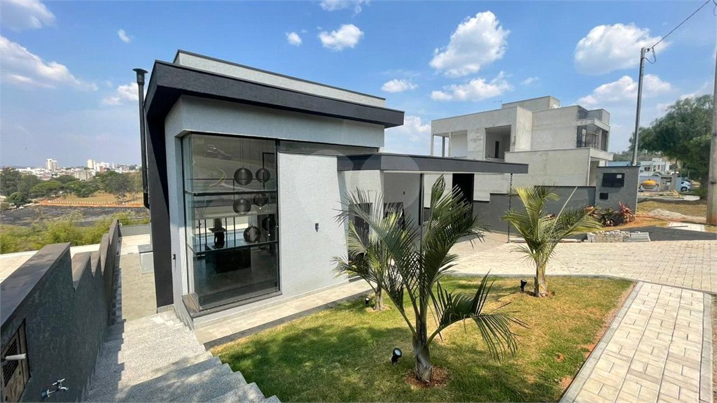 Casa à venda ou para alugar com 3 suítes no condomínio Villa Real, Bragança Paulista - SP