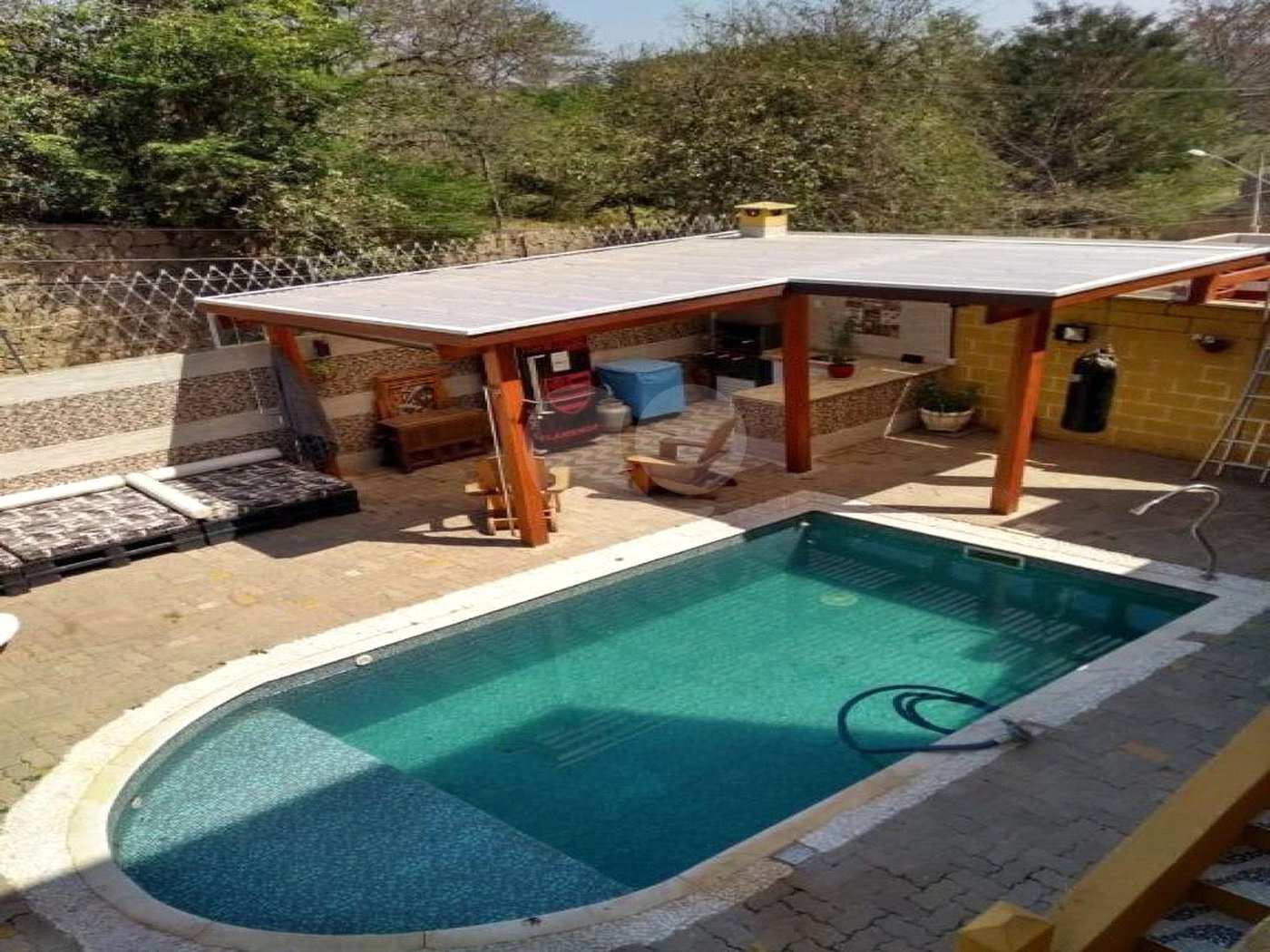 Casa à venda com 2 quartos no condomínio Portal do Bosque, Louveira - SP