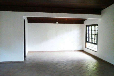 Casa para alugar com 4 quartos, sendo 2 suítes, no condomínio Palm Garden, São Paulo - SP
