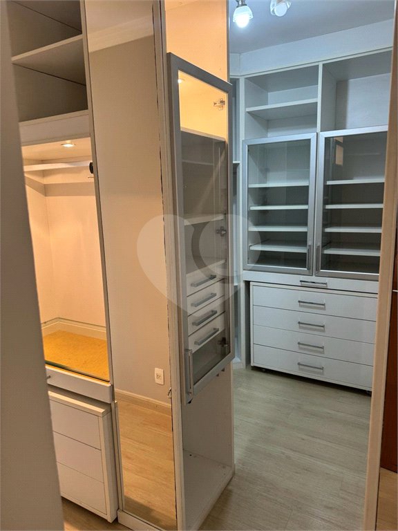 Apartamento à venda com 3 quartos, sendo 30 suítes,  em Jardim Judith, Sorocaba, SP