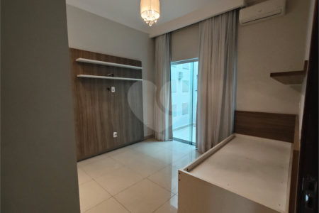 Sobrado à venda com 3 quartos, sendo 2 suítes, em Jardim Itália, Itapetininga, SP