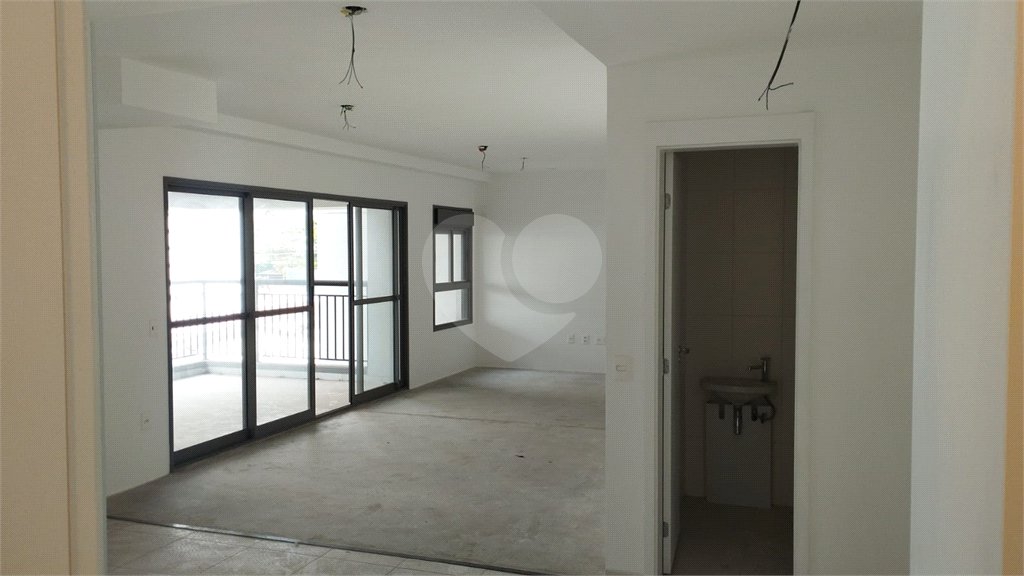 Apartamento à venda ou para alugar com 3 suítes em Mooca, São Paulo, SP