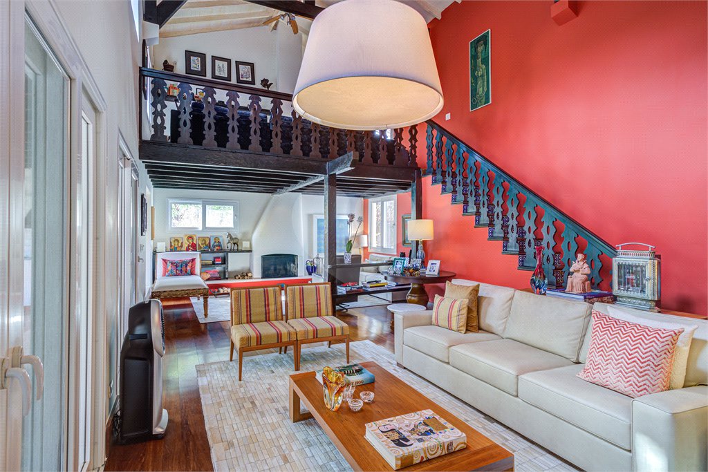 Casa de Vila à venda com 3 quartos, sendo 2 suítes, em Alto da Boa Vista, São Paulo, SP
