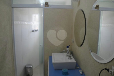 Sobrado à venda com 5 quartos, sendo 3 suítes, em Vila Bonilha, São Paulo, SP
