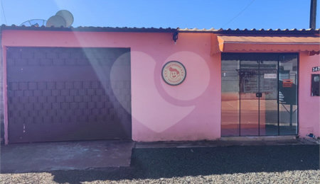 Casa à venda com 2 quartos, sendo 1 suíte, em Residencial Ponta Porã II, Ponta Porã, MS