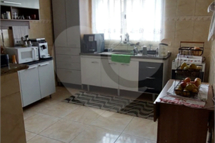 Sobrado à venda com 4 quartos, sendo 1 suíte, em Santana, São Paulo, SP