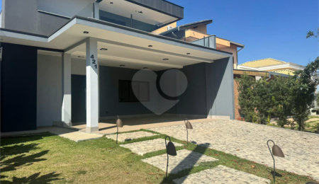 Casa à venda com 3 suítes no condomínio Real Park, Sumaré - SP