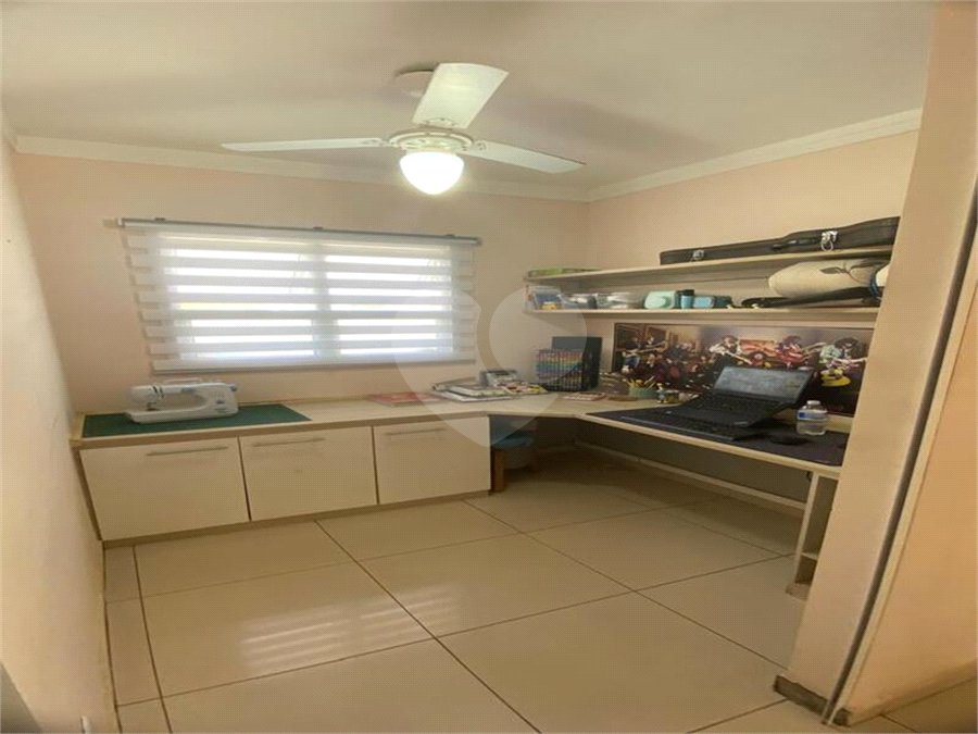 Casa à venda com 3 quartos, sendo 1 suíte, no condomínio Residencial Green Village, Indaiatuba - SP