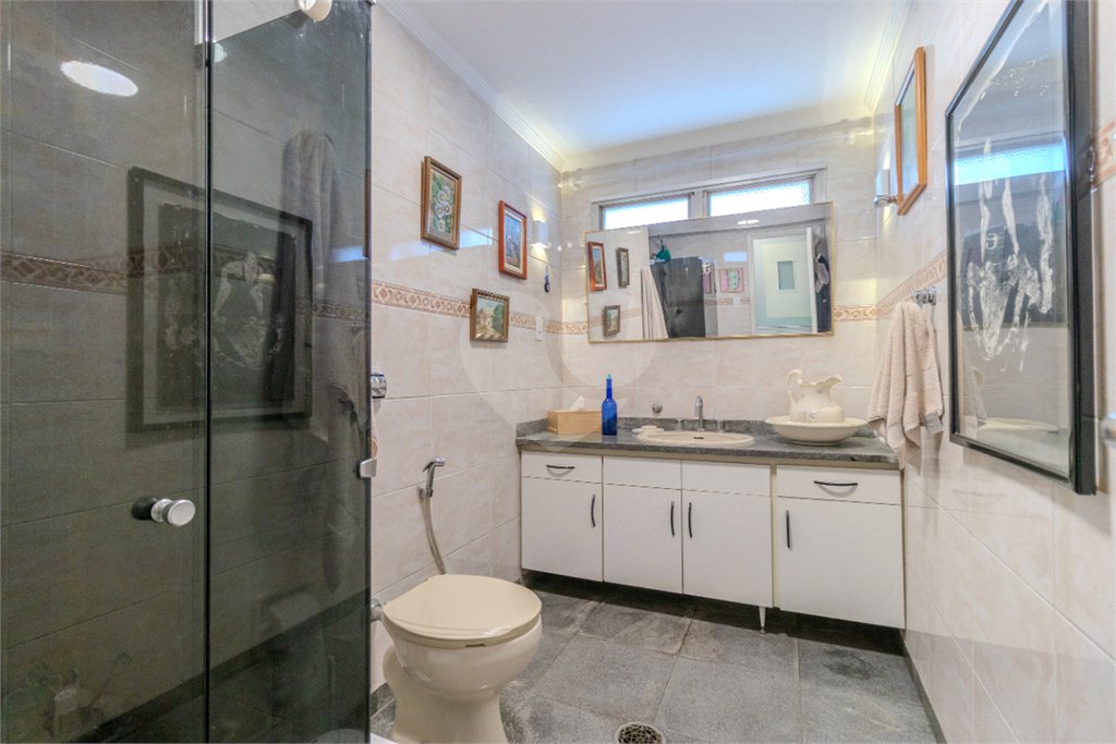 Apartamento à venda com 4 quartos, sendo 1 suíte, em Chácara Santo Antônio, São Paulo, SP