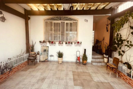 Casa à venda com 4 quartos, sendo 1 suíte, em Vila da Saúde, São Paulo, SP