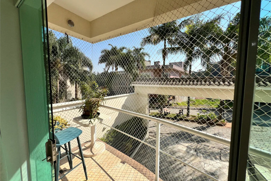 Casa à venda com 4 suítes no condomínio Residencial Cantareira, São Paulo - SP