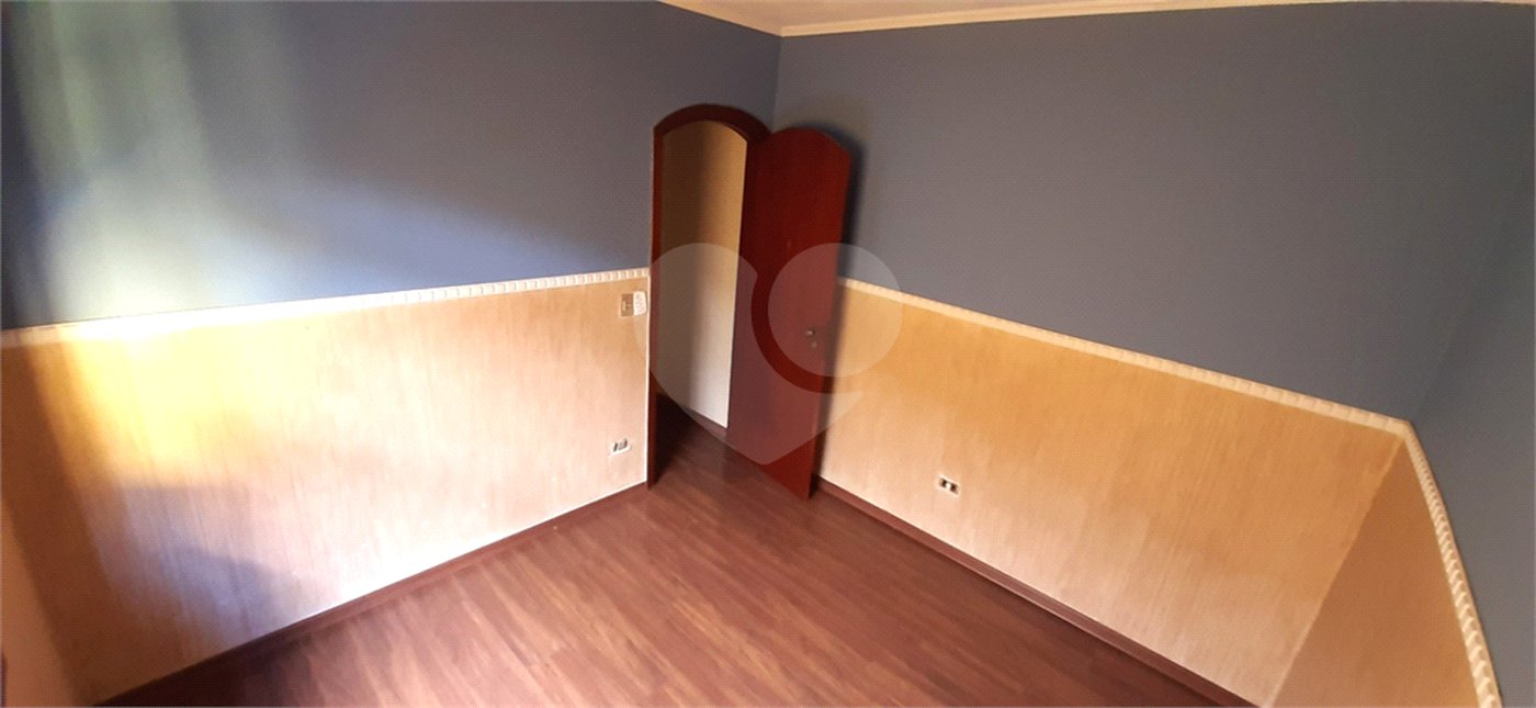 Sobrado à venda com 3 quartos, sendo 1 suíte, em Jardim Bom Clima, Guarulhos, SP