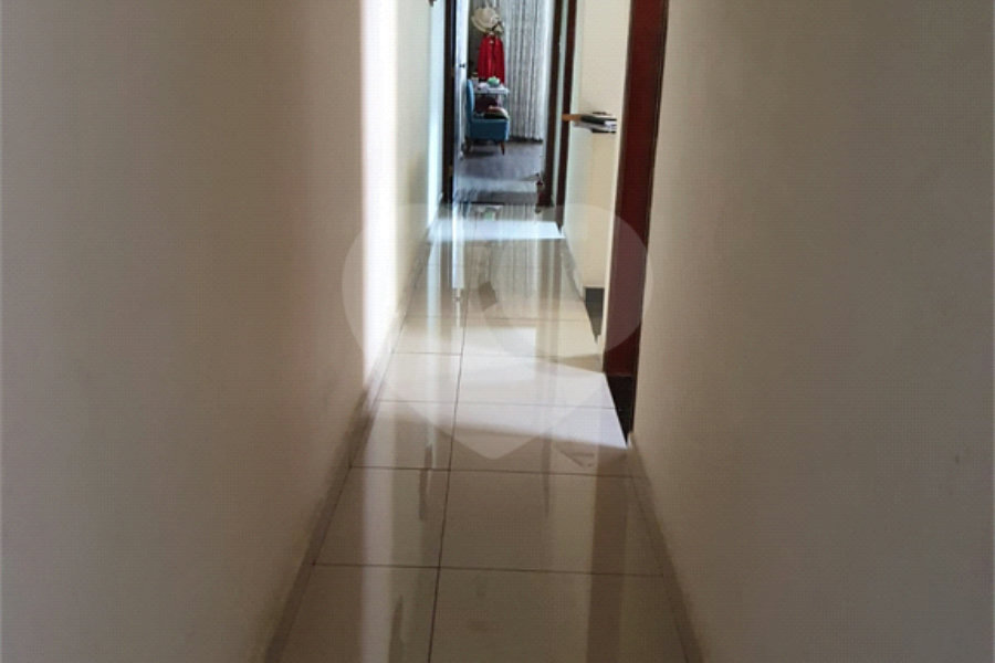 Sobrado à venda com 3 quartos, sendo 1 suíte, em Tremembé, São Paulo, SP