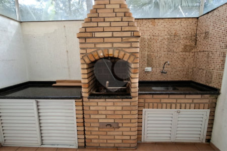 Casa à venda com 2 suítes no condomínio Village Palmas, São Paulo - SP