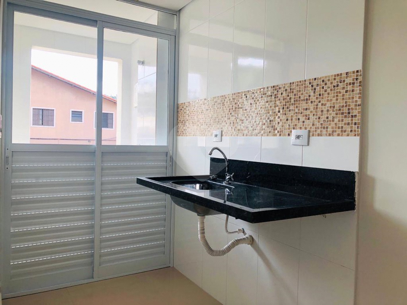 Casa à venda com 2 quartos no condomínio Sem Nome, São Paulo - SP
