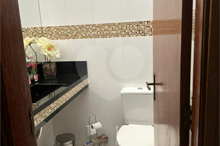 Casa à venda com 3 suítes em Jardim Regina, Indaiatuba, SP