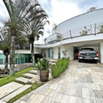 Casa à venda com 4 suítes no condomínio Residencial Jd. Ibiratiba, São Paulo - SP