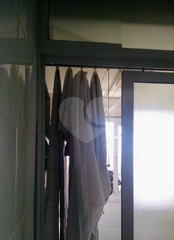 Apartamento à venda com 3 quartos, sendo 1 suíte,  em Jardim Ester Yolanda, São Paulo, SP