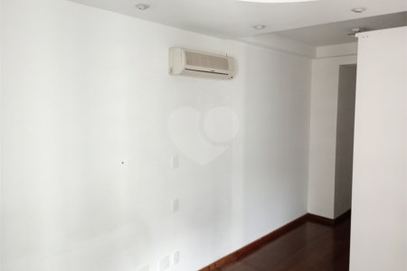 Apartamento à venda com 3 quartos, sendo 2 suítes, em Perdizes, São Paulo, SP