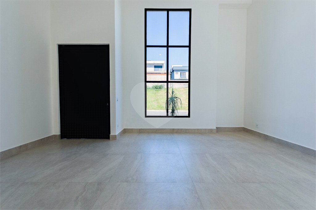 Casa à venda com 3 suítes no condomínio Residencial Mont'alcino, Valinhos - SP